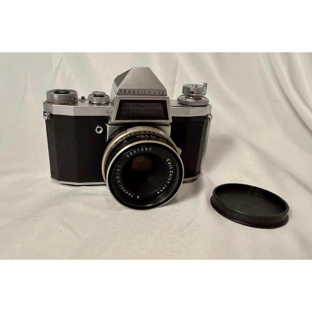 Praktica V FB 35 mm SLR Film Camera & Carl Zeiss Jena Tessar 50 mm f/2.8 Lens